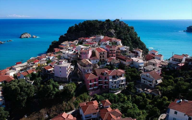 fotografiki-apodrasi-se-omorfa-parathalassia-meri-tis-elladas