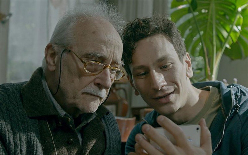 o-apostratos-tou-zaxaria-mauroeidi-epistrefei-online