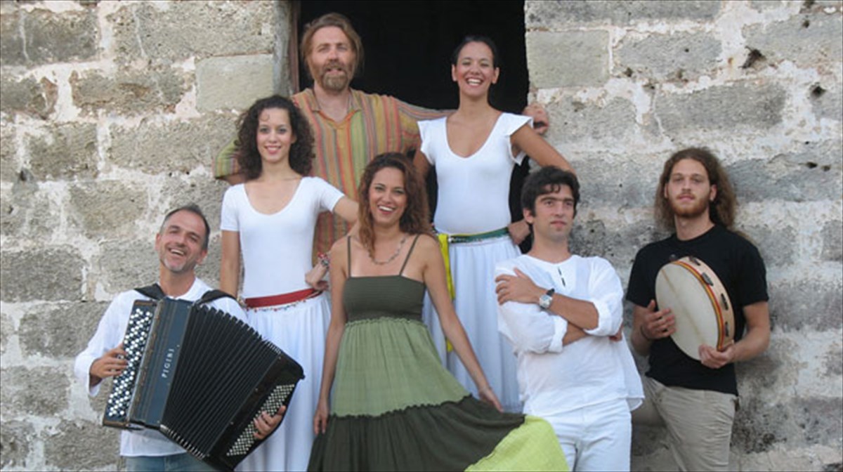 ixoi-kai-xoros-apo-tin-kato-italia-stin-aulaia