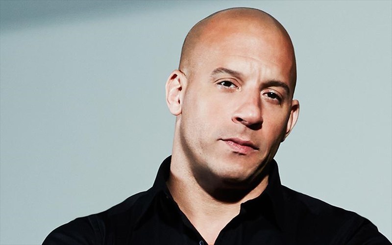 o-vin-diesel-se-kinimatografiki-ekdoxi-tou-rock-em-sock-em-game