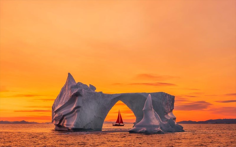 o-ilios-tou-mesonuxtiou-sti-groilandia