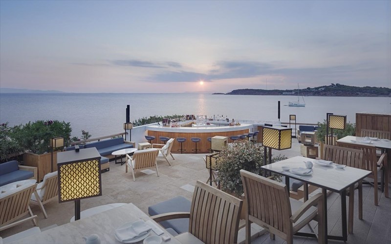 pos-epistrefei-to-matsuhisa-athens