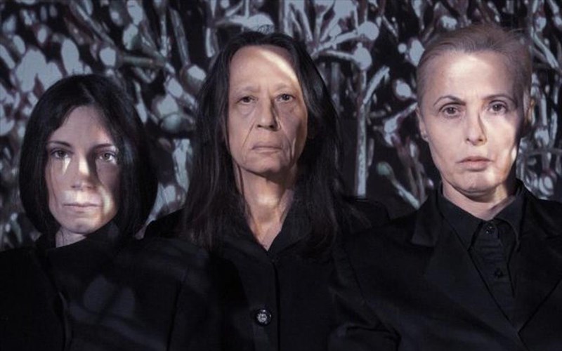 i-antzela-mprouskou-kai-i-gunaika-tis-zakuthos