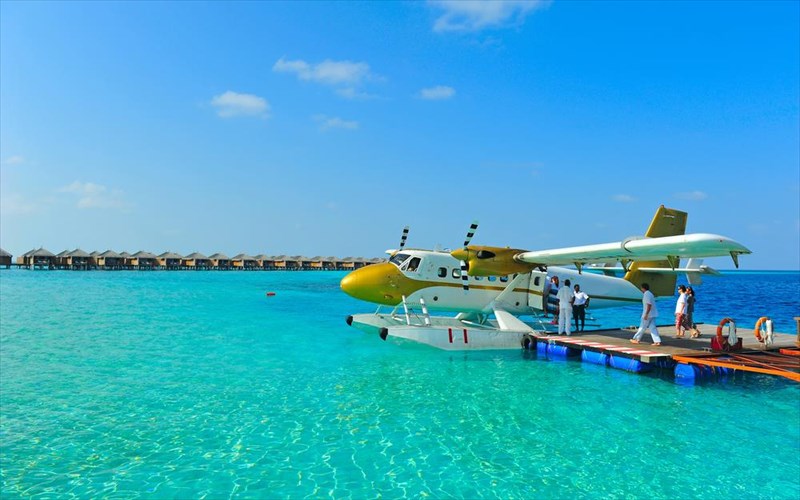 erxontai-ta-udroplana-sto-aigaio