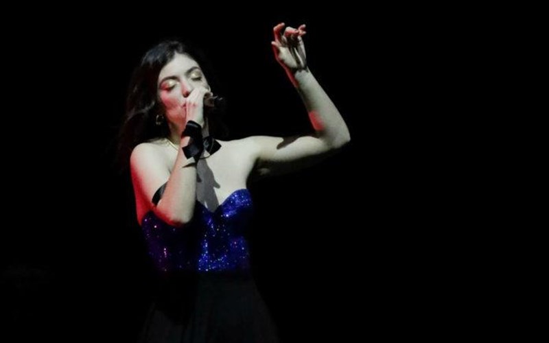 neo-almpoum-gia-ti-lorde-kai-anakoinosi-gia-tin-emfanisi-tis-sto-primavera-2022