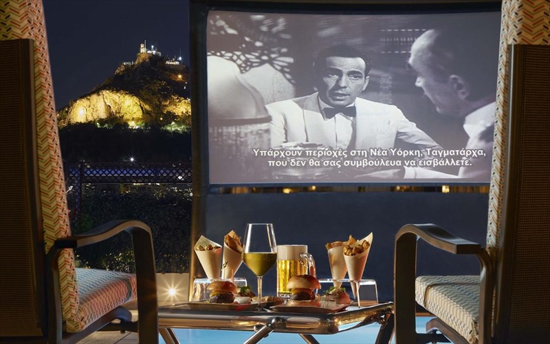 kinimatografikes-bradies-me-finger-food-ksekinoun-sti-megali-bretannia