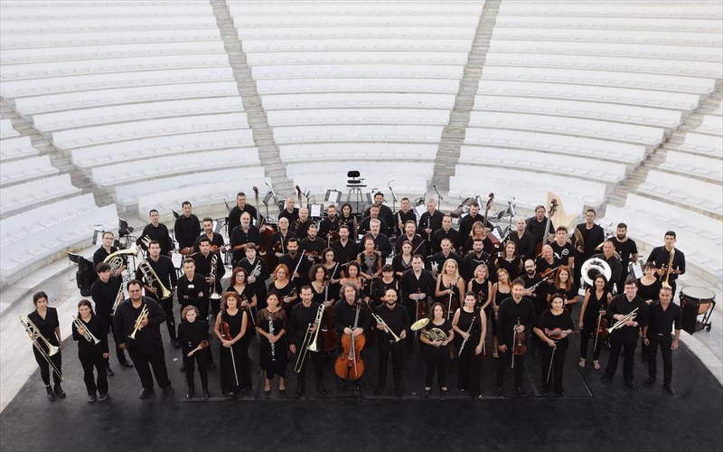 oi-36-ellinikoi-xoroi-gia-orxistra-tou-nikou-skalkota-apo-ti-filarmonia-orxistra-athinon