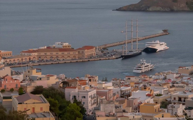 animasyros-2021-to-diethnes-festibal-kinoumenon-sxedion-epistrefei-sti-suro