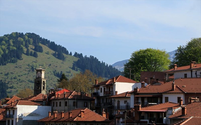 to-metsobo-kai-to-katogi-aberof-stirizoun-ta-adespota