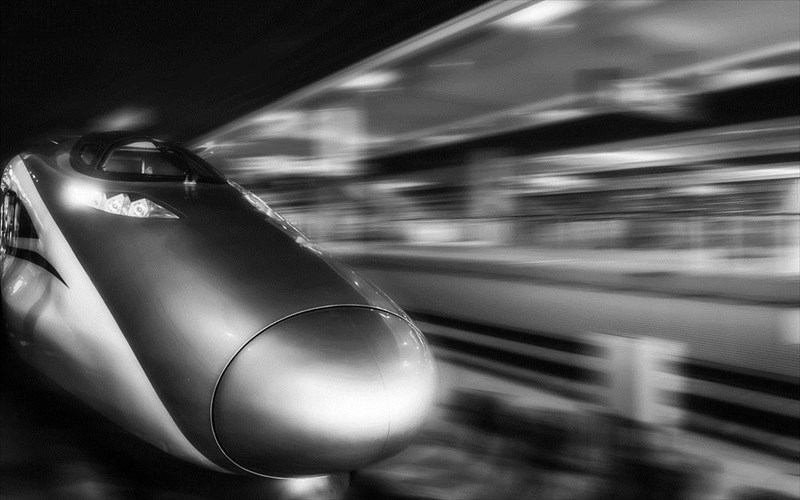 i-kina-etoimazetai-gia-to-pio-grigoro-treno-tou-kosmou