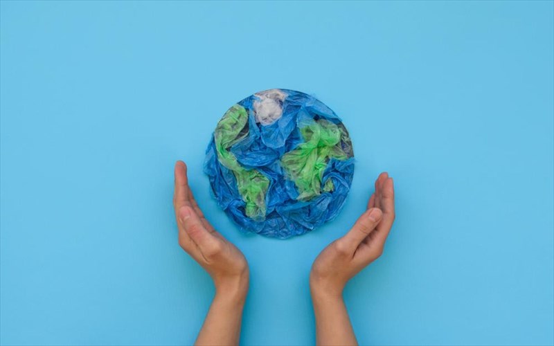 gualino-plastiko-kai-alouminio-poio-einai-pio-blabero-gia-to-periballon