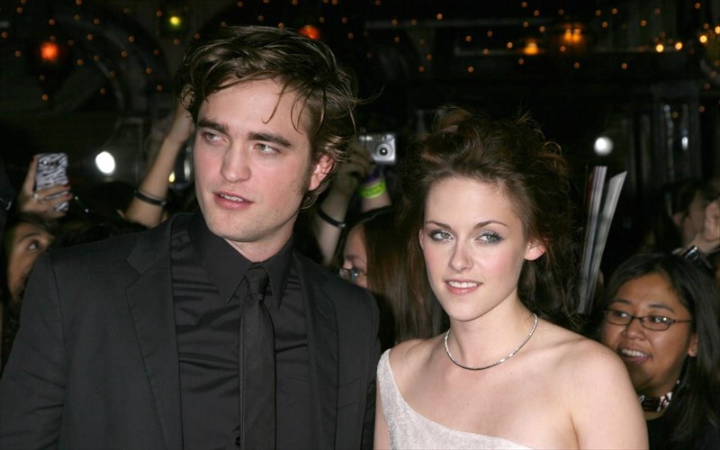 i-skini-pou-odigise-tin-kristen-stewart-na-stefthei-mousa-tis-chanel