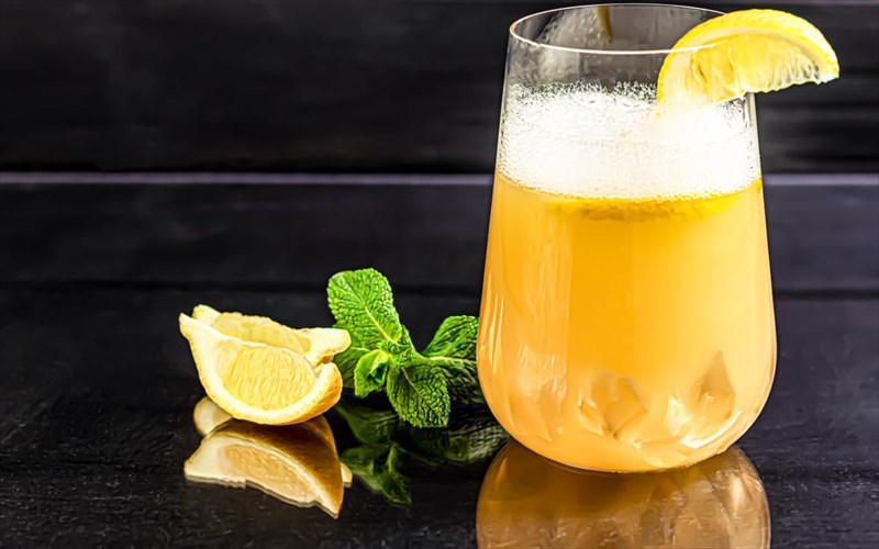 eseis-tha-prosthetate-auta-stin-mpira-sas