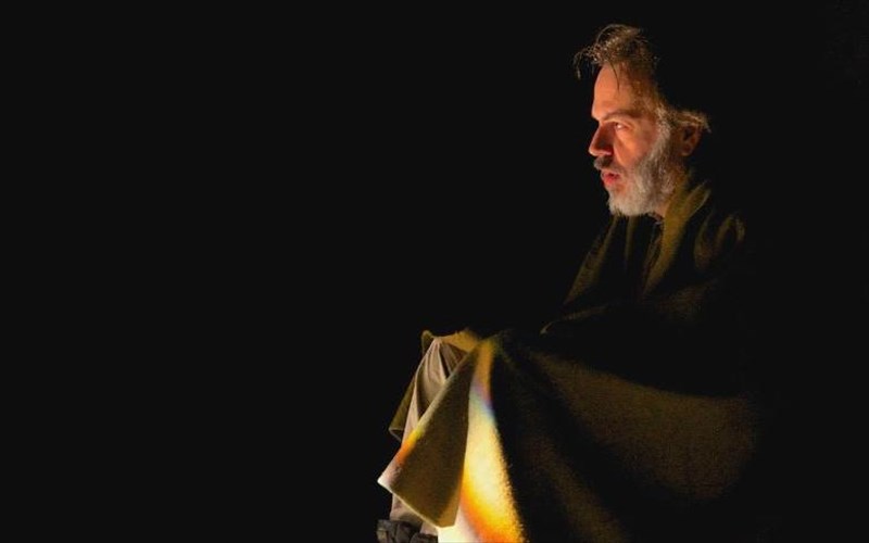 ti-tha-doume-fetos-sto-studio-mauromixali