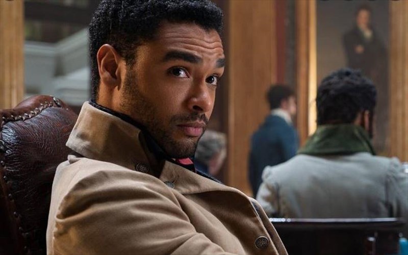 auti-einai-i-kopela-tou-rege-Jean-page-kopela-tou-rege-Jean-page