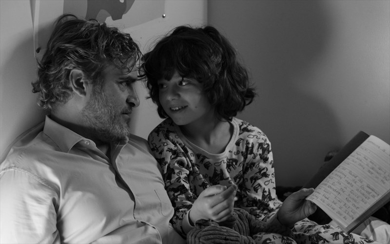 deite-to-trailer-apo-ti-nea-tainia-cmon-cmon-me-ton-Joaquin-phoenix