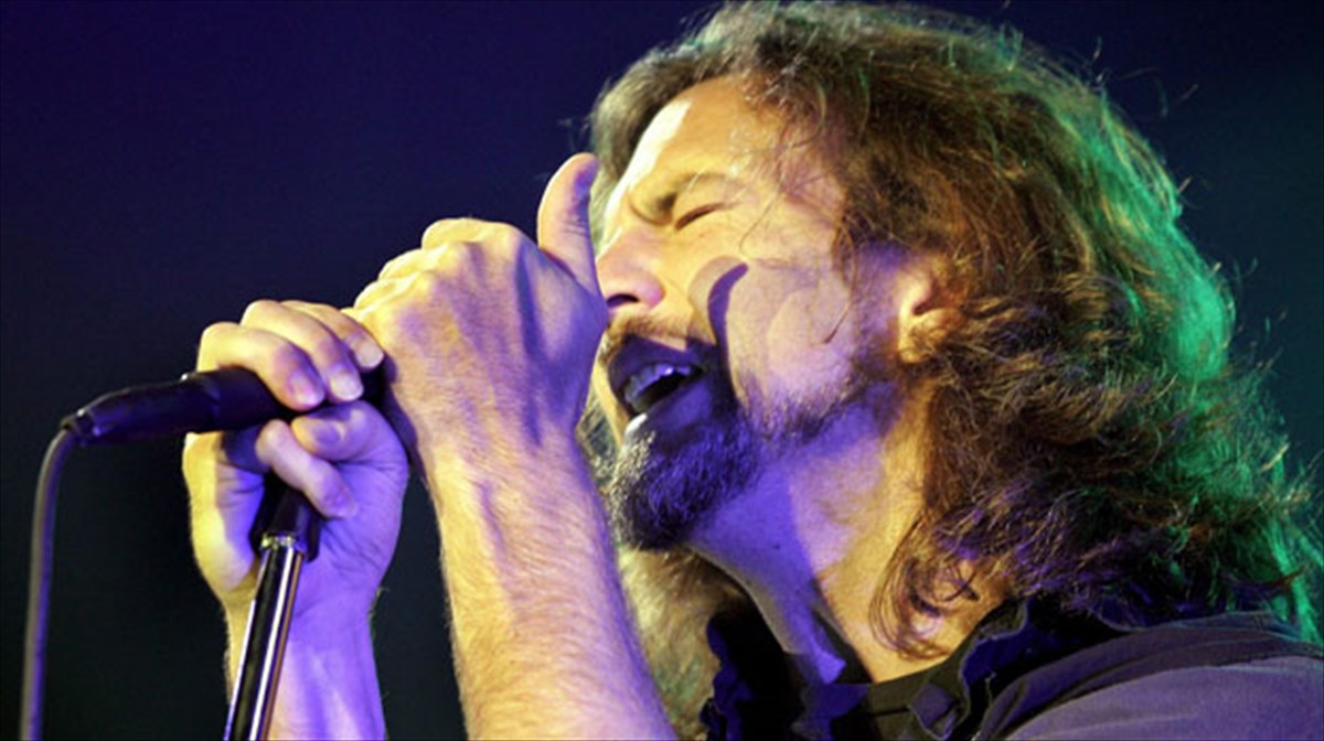 live-diskos-ton-ianouario-apo-tous-pearl-Jam