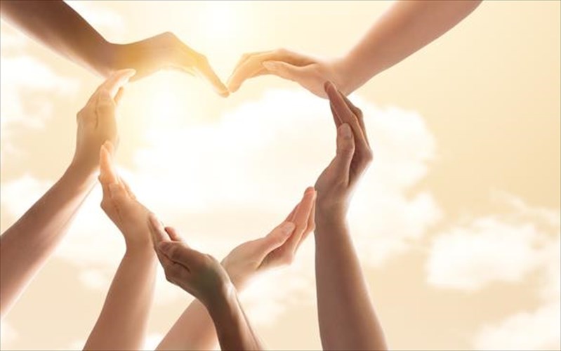 simera-mageireuetai-ena-geuma-agapis-gia-enan-simantiko-skopo