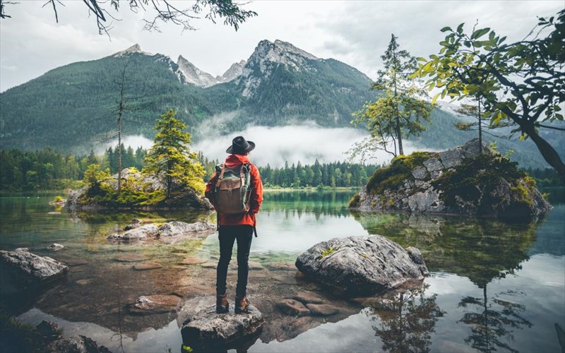 poies-einai-oi-kaluteres-xores-tis-europis-gia-peripeteia-deite-ti-thesi-tis-elladas