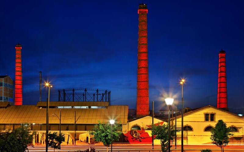 h-texnopoli-upodexetai-tous-xainides-kai-tous-social-waste