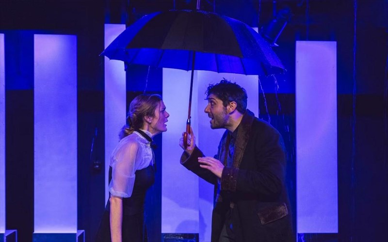 eidame-tin-parastasi-leukes-nuxtes