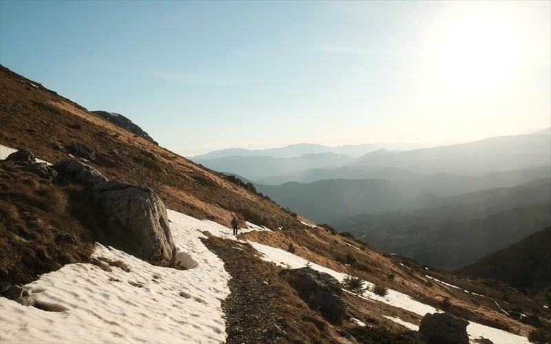 deite-tin-panemorfi-drakolimni-tumfis-sta-leuka