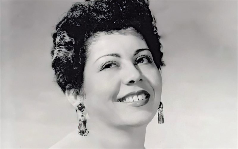 akurothike-to-festibal-ellinikis-mousikis-sto-mikro-pallas