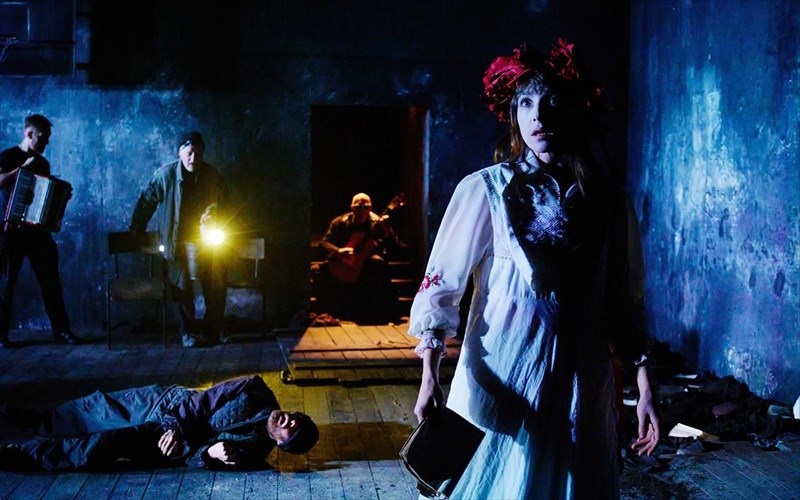 i-peiraios-260-anoigei-me-mia-antipolemiki-parastasi