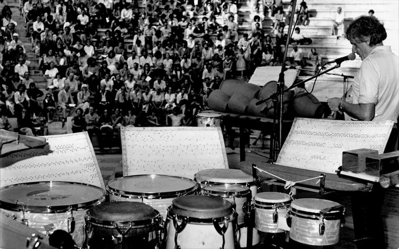 to-emst-anakoinonei-duo-ektheseis-afieromenes-sto-ergo-tou-ianni-ksenaki