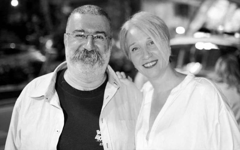 i-parea-tis-kuriakis-mas-kanei-mousiki-parea-olo-to-kalokairi