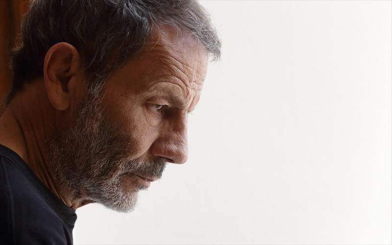 nea-epoxi-gia-to-dimotiko-theatro-lukabittoume-mia-istoriki-sunaulia-tou-staurou-ksarxakou