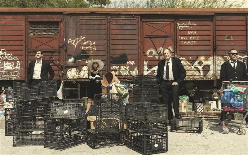 oi-ekeinos-kai-ekeinos-se-mia-teleutaia-parastasi-sto-beakeio