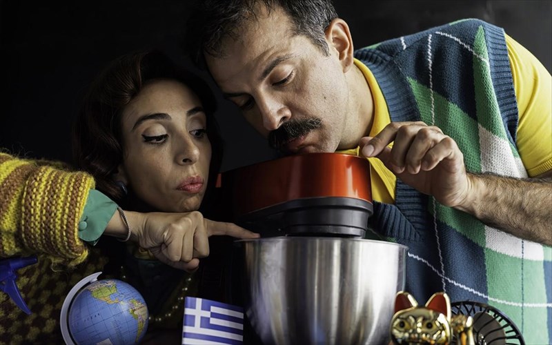 to-mikser-einai-ena-laiko-miouzikal-tsepissto-theatro-mikro-gkloria