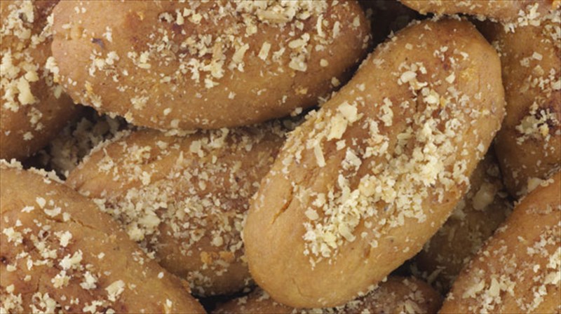 ta-4-dont-tou-giortinou-trapeziou-dont-tou-giortinou-trapeziou