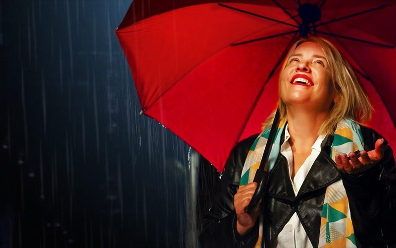 h-marianna-toumasatou-foraei-to-mpoufan-tis-xarleϋ-i-pali-kala-pali-kala