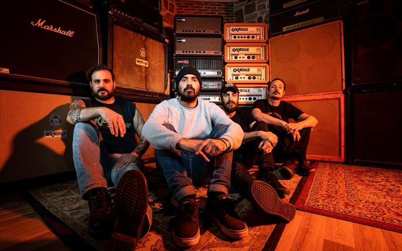 kleinoume-ti-xronia-dunamika-me-tous-1000-mods-sto-floyd