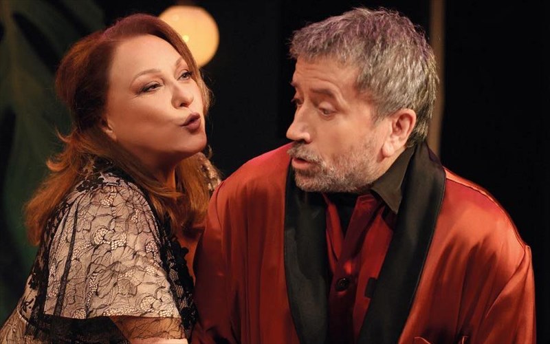 7-theatrikes-komodies-pou-den-prepei-na-xaseis-video-theatrikes-komodies-pou-den-prepei-na-xaseis-video