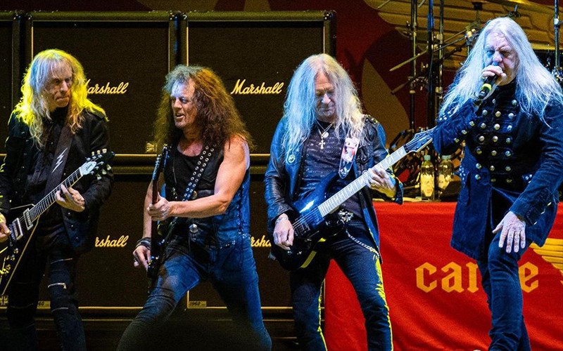 akousame-to-hell-fire-and-damnation-ton-saxon