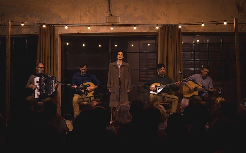 ta-tragoudia-tis-sotirias-plisiazoun-pros-to-telos-tous