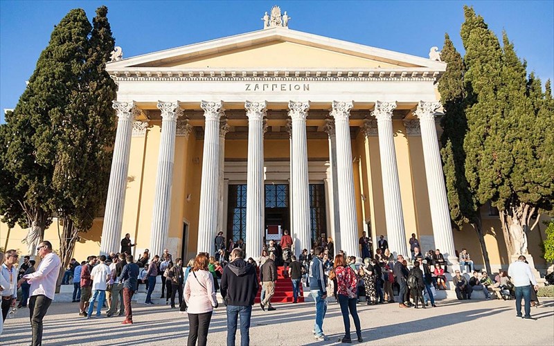 to-oinorama-ginetai-30-kai-to-giortazei-sto-zappeio