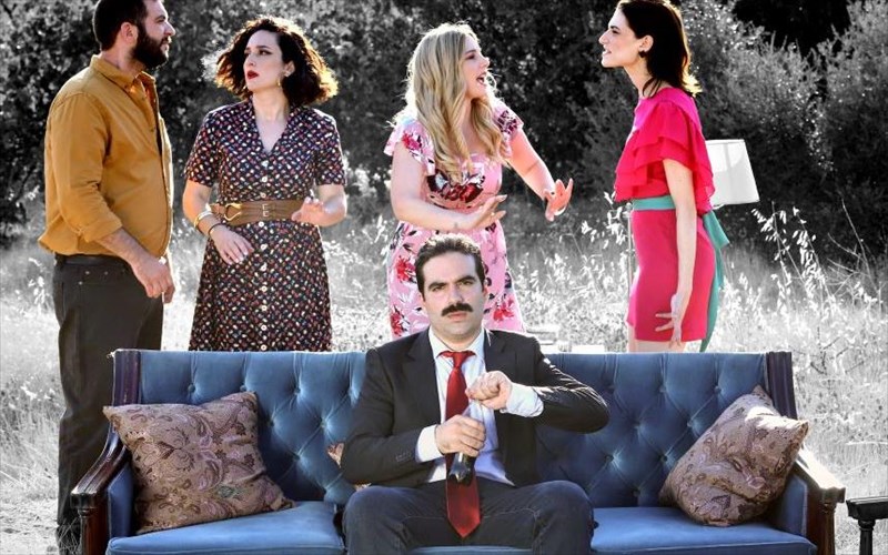 makria-apo-paidia-i-parastasi-oloklironei-tin-poreia-tis