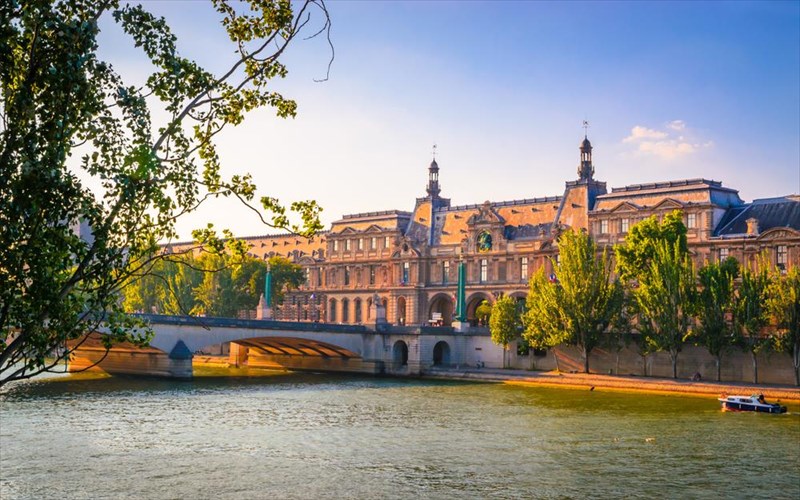 poies-poleis-ksexorizoun-gia-ton-politismo-tous-kai-poia-i-thesi-tis-athinas-video-thesi-tis-athinas-video