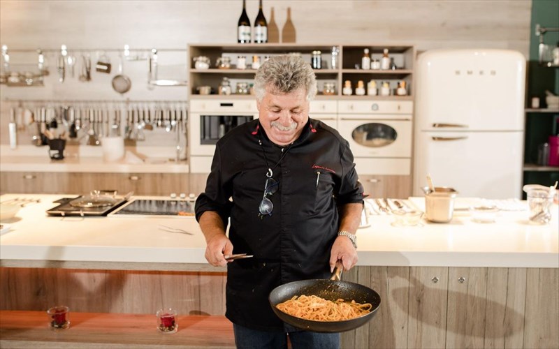 brabeia-ellinikis-kouzinas-2024-ta-85-estiatoria-pou-ksexorisan-se-oli-tin-ellada