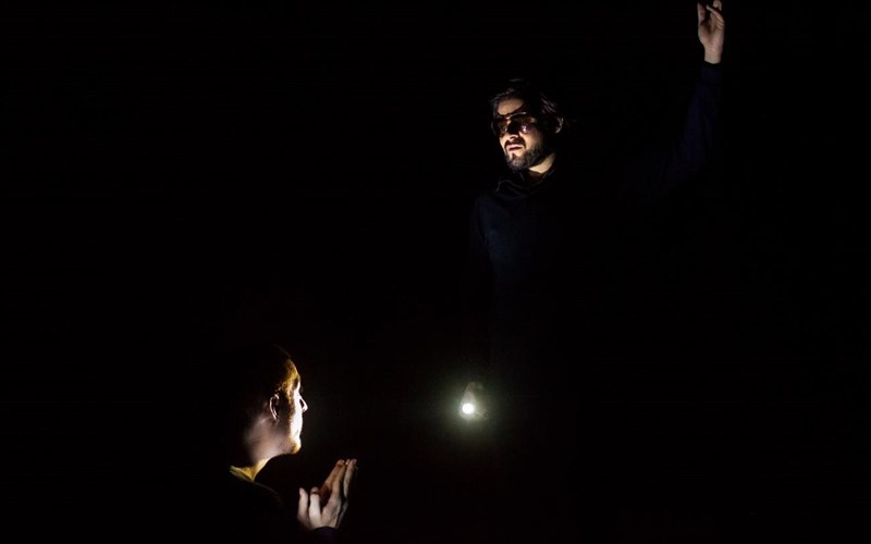 i-airesi-mia-alithini-tragodia-sto-theatriko-sanidi