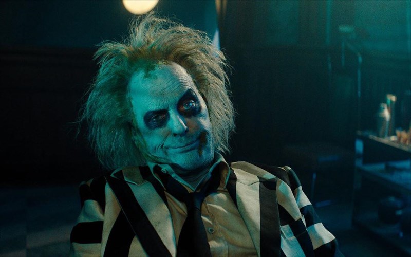 i-winona-ryder-kai-i-Jenna-ortega-mas-kaloun-sto-sumpan-tou-beetlejuice-beetlejuice-trailer-Jenna-ortega-mas-kaloun-sto-sumpan-tou-beetlejuice-beetlejuice-trailer