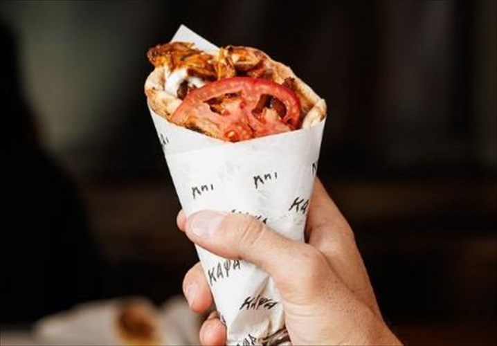 kapsa-soublaki-me-upografi-xristoforou-peskia