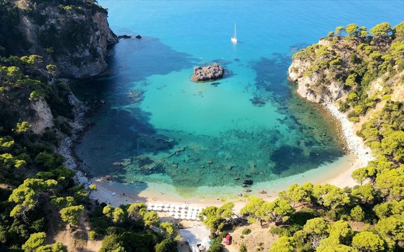 boutia-sto-alonaki-tin-pio-eksotiki-paralia-stin-prebeza