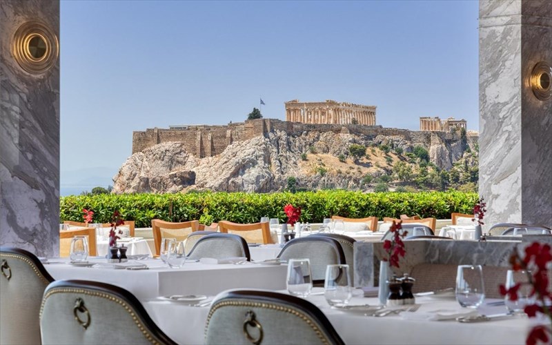 to-gb-roof-garden-restaurant-tis-megalis-bretannias-metamorfothike