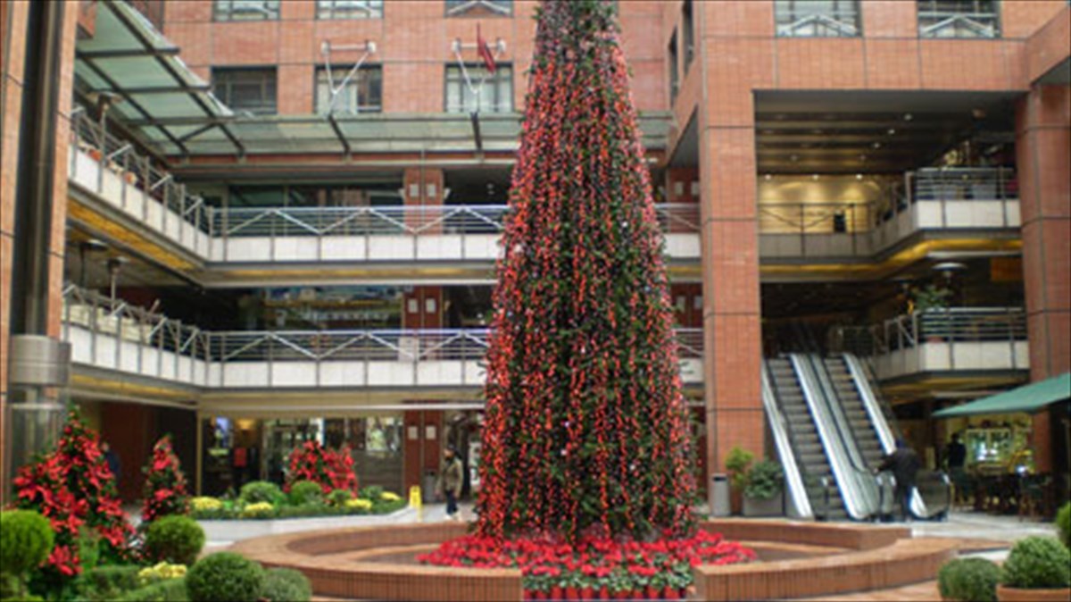 paramoni-protoxronias-stous-dromous-tis-thessalonikis