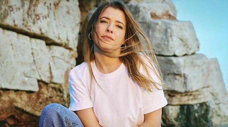 imegali-sunaulia-tis-ioulias-karapataki-ston-lukabitto-erxetai-ton-septembrio